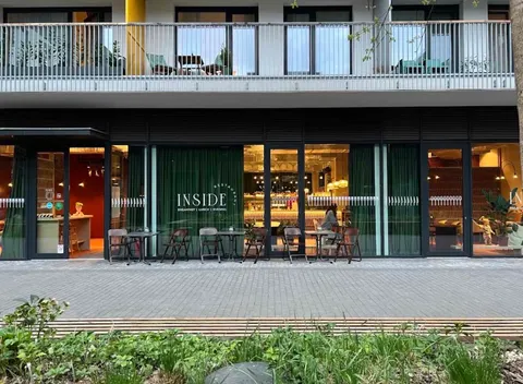 Restaurant Inside
